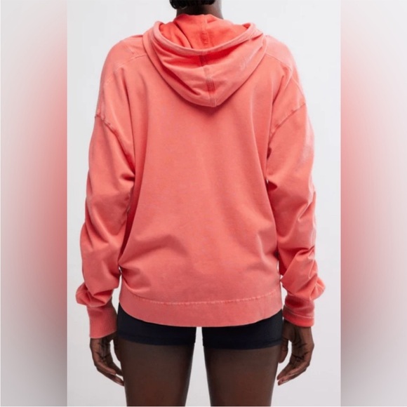 Free People Movement Hot Shot Women's Pink hibiscus Hoodie Size Small - Picture 3 of 11